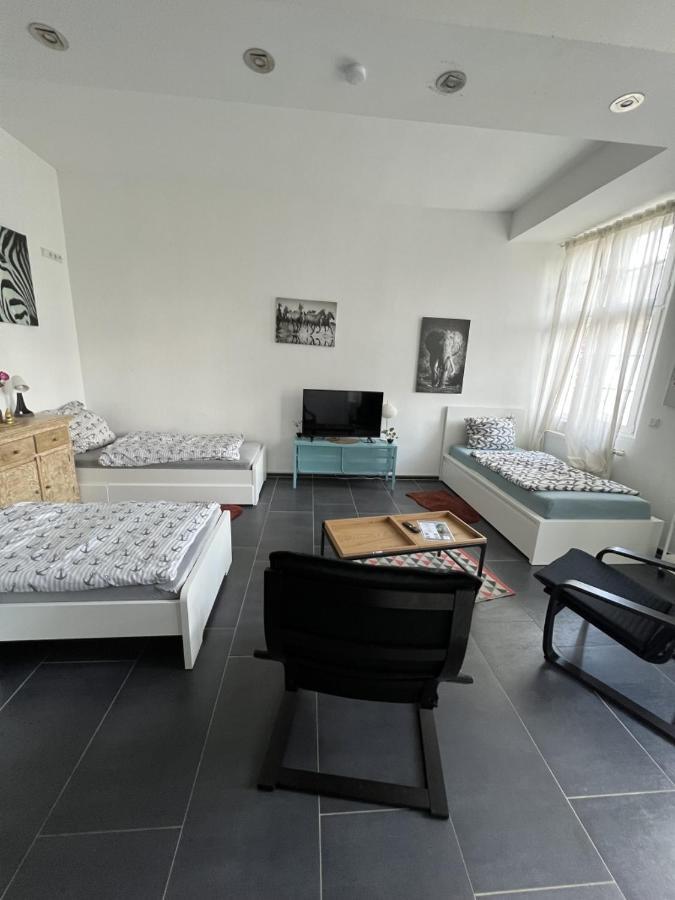 Viersen Schoene Apartments Am Duelkener Bahnhof Экстерьер фото