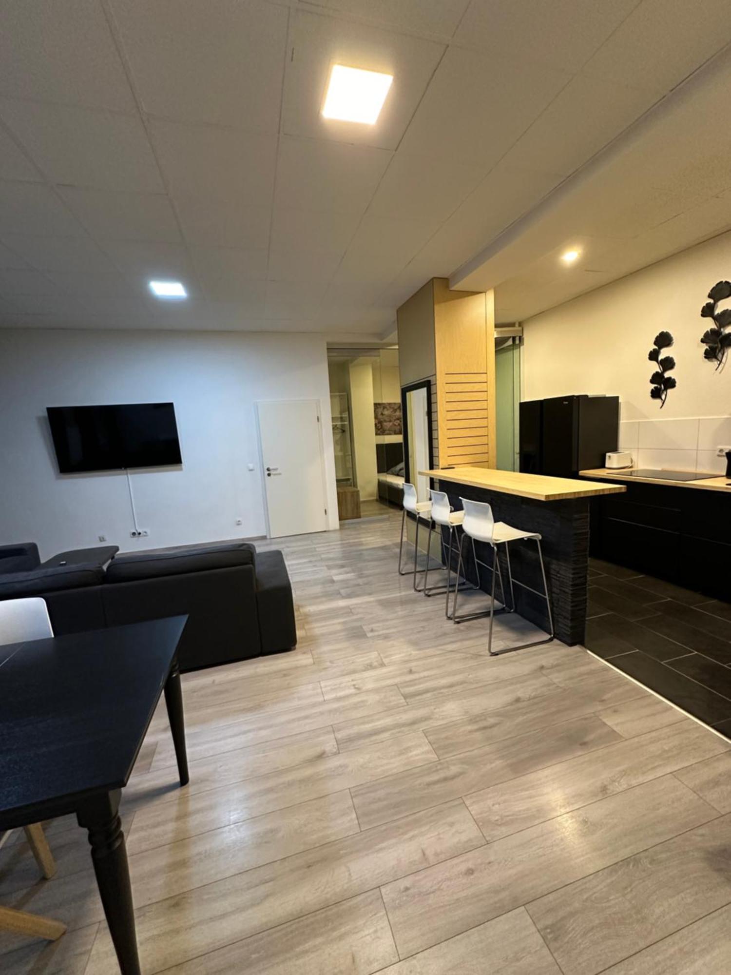 Viersen Schoene Apartments Am Duelkener Bahnhof Экстерьер фото