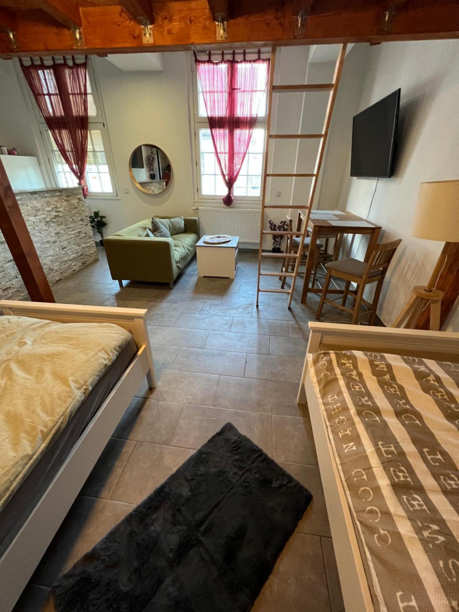 Viersen Schoene Apartments Am Duelkener Bahnhof Экстерьер фото