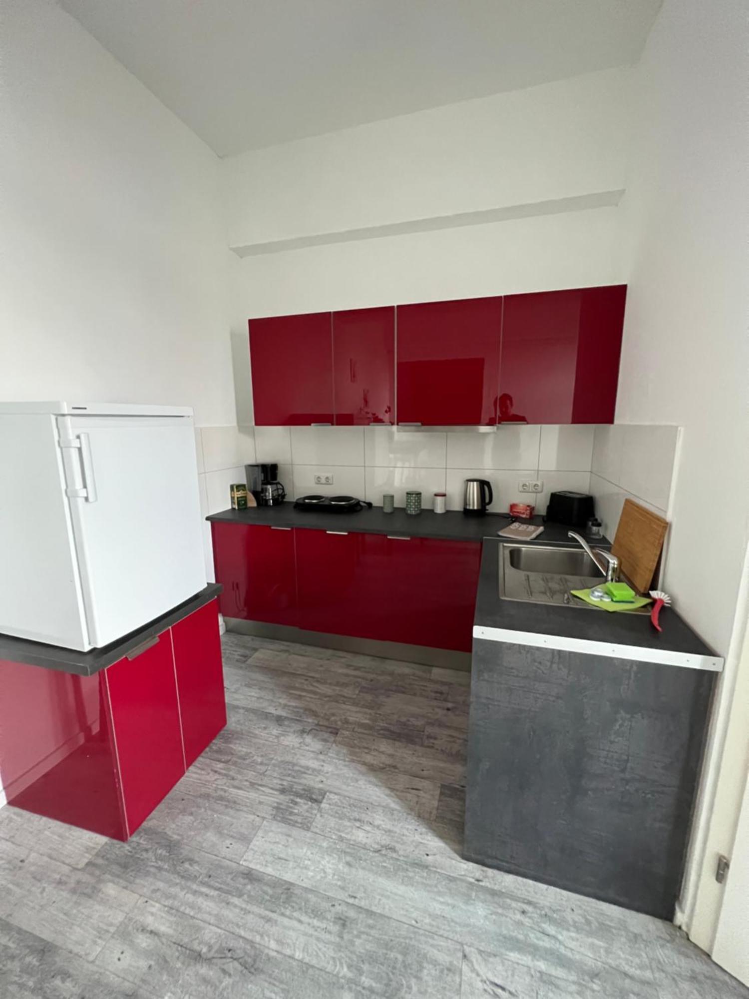 Viersen Schoene Apartments Am Duelkener Bahnhof Экстерьер фото