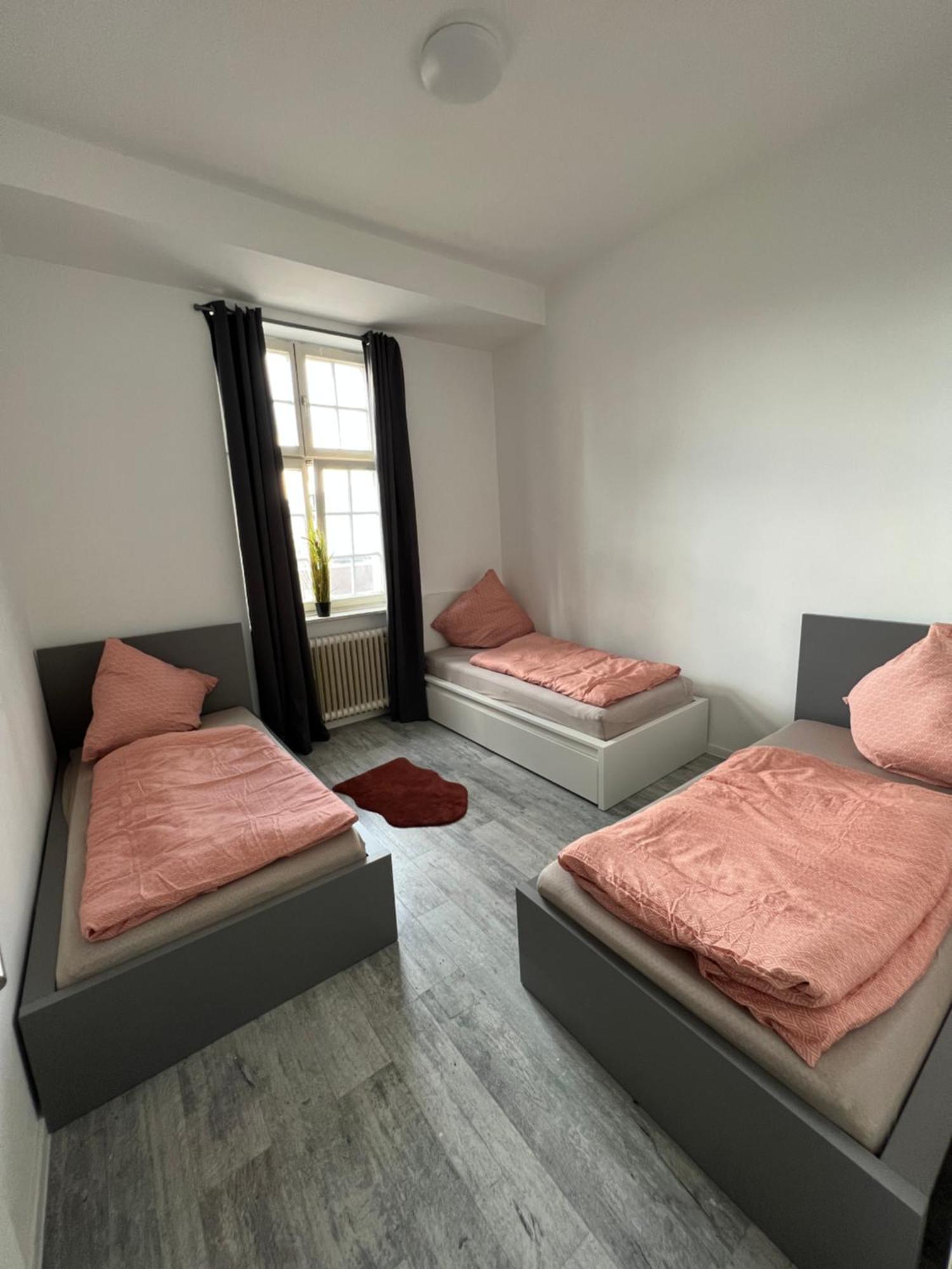 Viersen Schoene Apartments Am Duelkener Bahnhof Экстерьер фото