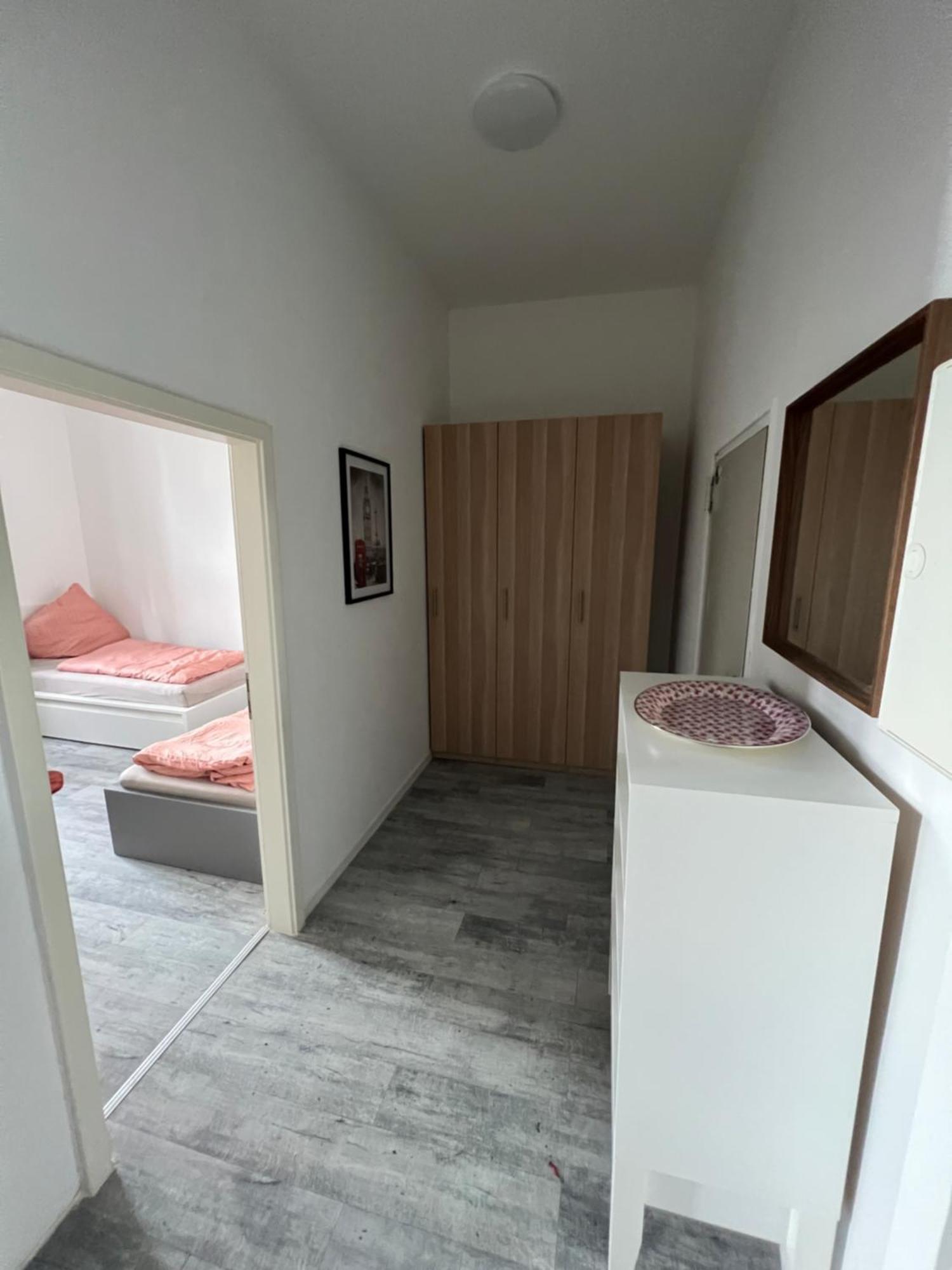 Viersen Schoene Apartments Am Duelkener Bahnhof Экстерьер фото