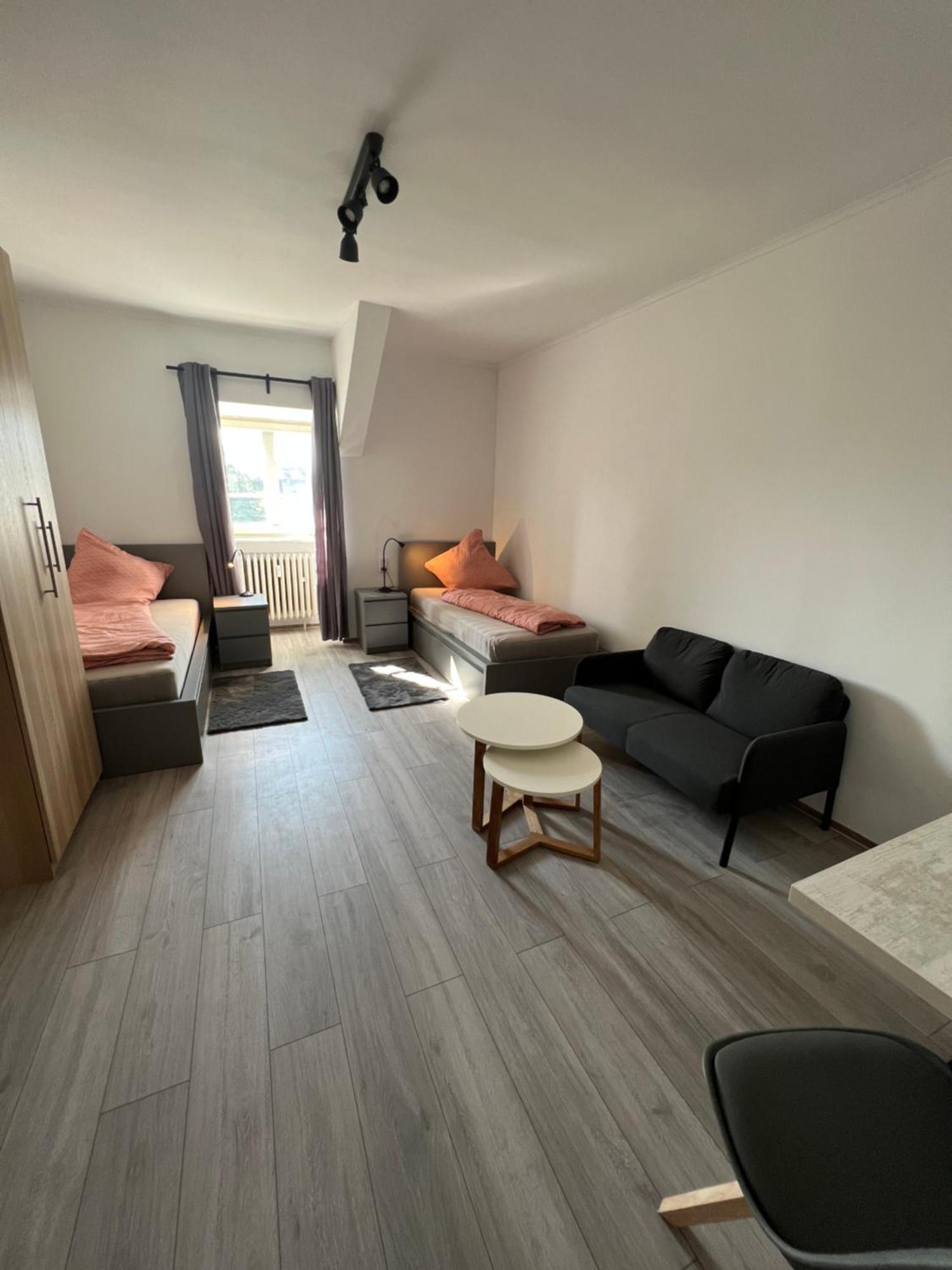 Viersen Schoene Apartments Am Duelkener Bahnhof Экстерьер фото