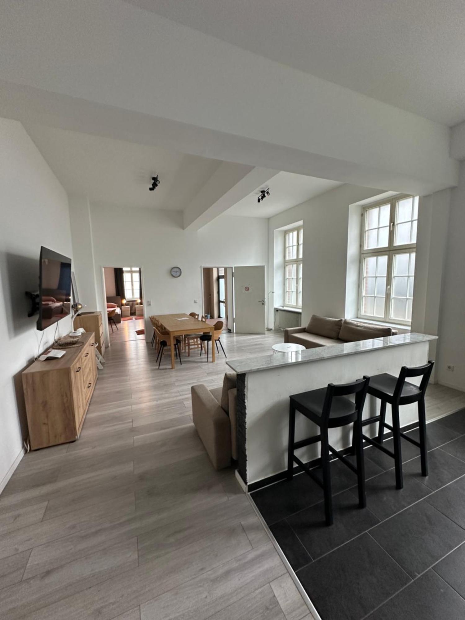Viersen Schoene Apartments Am Duelkener Bahnhof Экстерьер фото