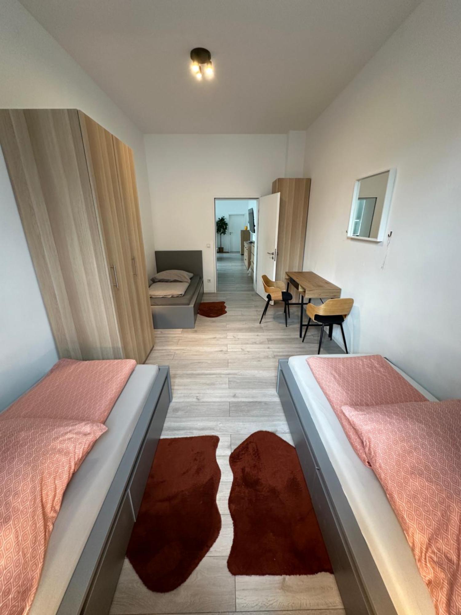 Viersen Schoene Apartments Am Duelkener Bahnhof Экстерьер фото