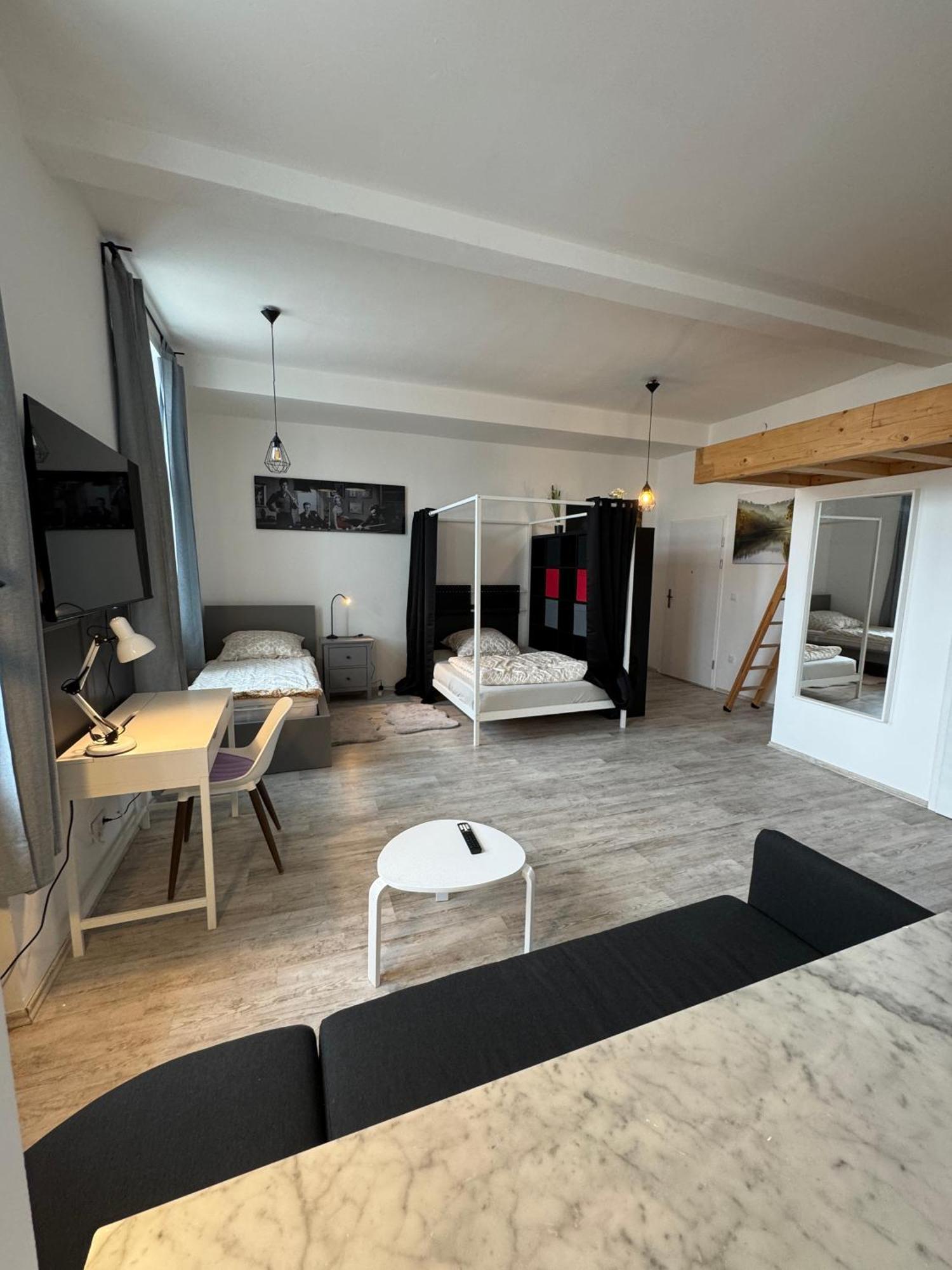 Viersen Schoene Apartments Am Duelkener Bahnhof Экстерьер фото