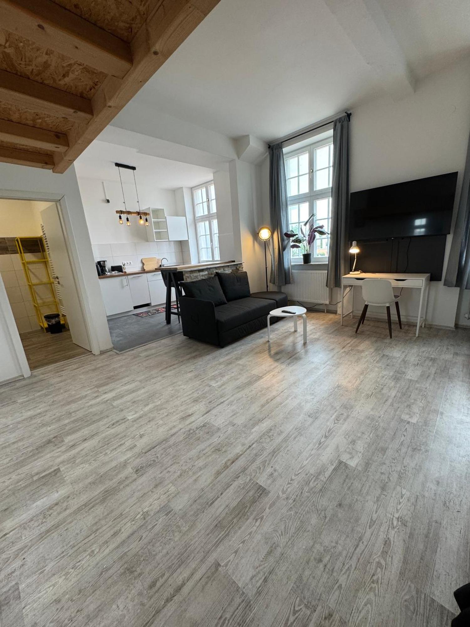 Viersen Schoene Apartments Am Duelkener Bahnhof Экстерьер фото